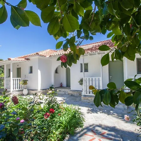 3 Goddesses' Holiday home Koukounaries