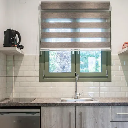 3 Goddesses' 公寓 *