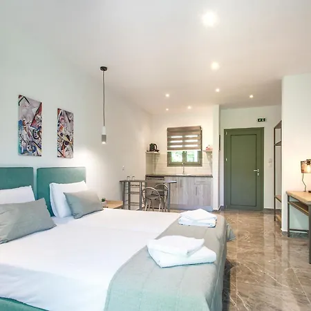 3 Goddesses' Апартаменты Кукунарис